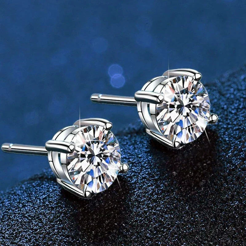 [Elowen]FOUR-PRONG MOISSANITE EARRINGS