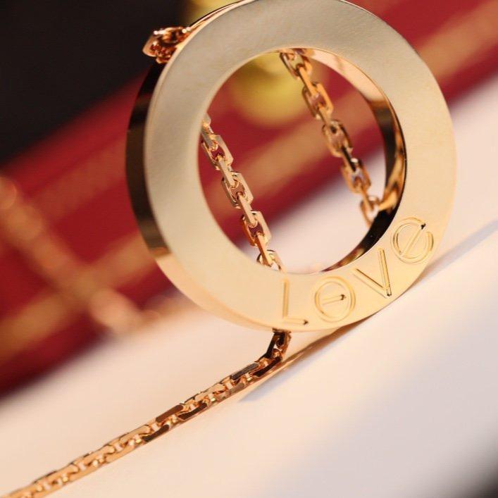 {
  "Elowen jewelsry": "Elowen Schmuck",
  "LOVE NECKLACE ADJUSTABLE ROSE GOLD": "LOVE-HALSKETTE VERSTELLBAR ROSÉGOLD"
}
