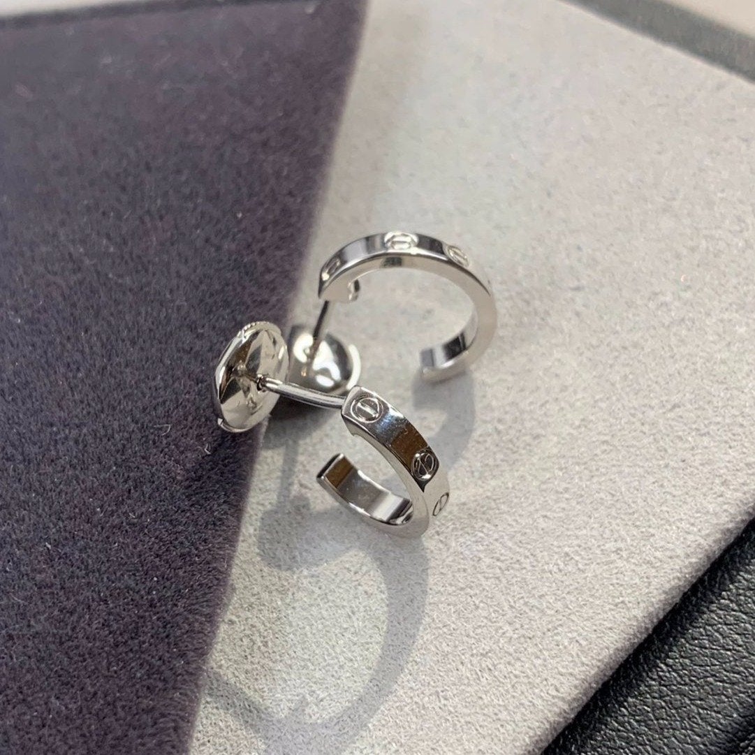 {
  "Elowen jewelsry": "Elowen ジュエリー",
  "LOVE EARRINGS 2.65MM SILVER": "LOVE ピアス 2.65MM シルバー"
}