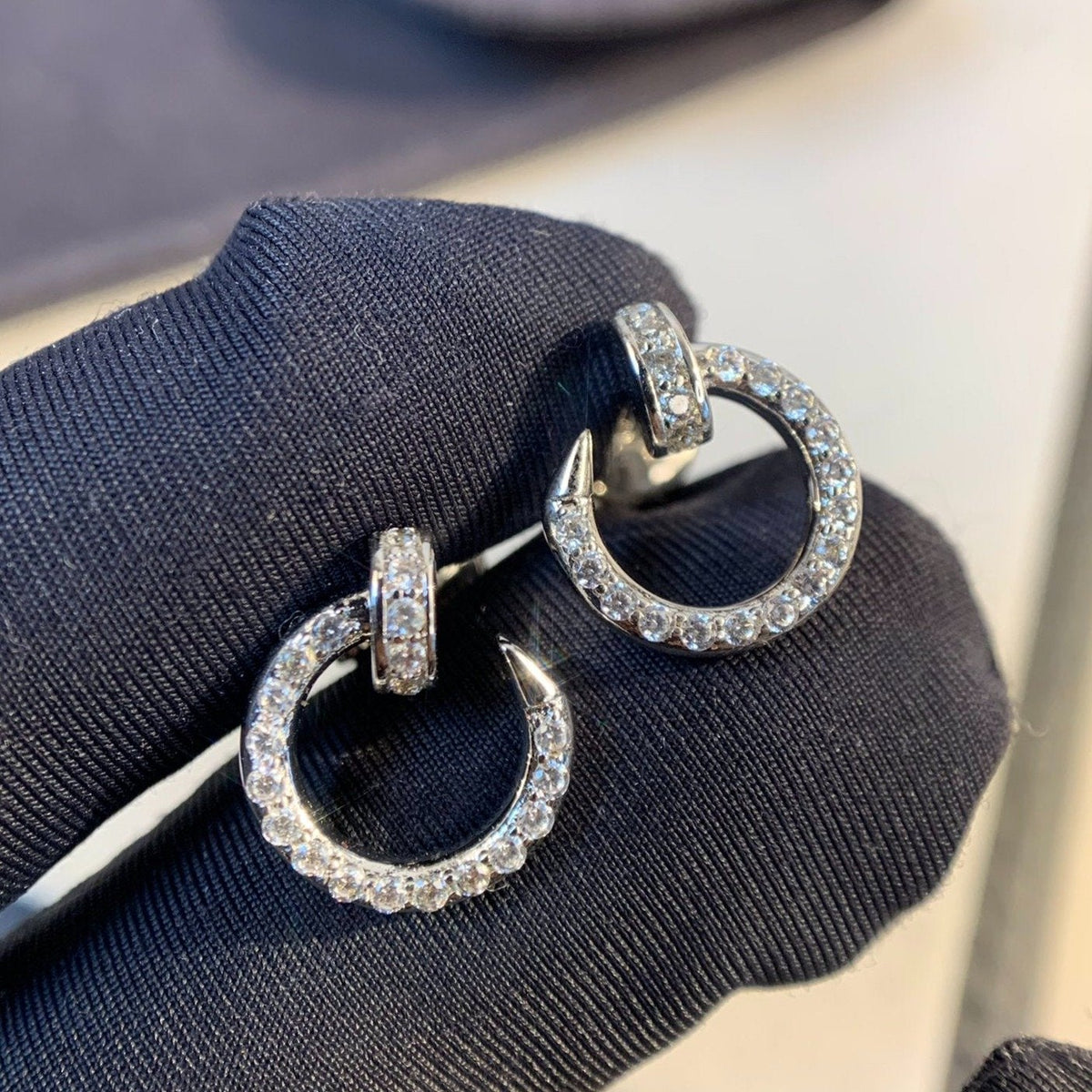 [Elowen jewelsry ]JUSTE EARRINGS SILVER DIAMONDS