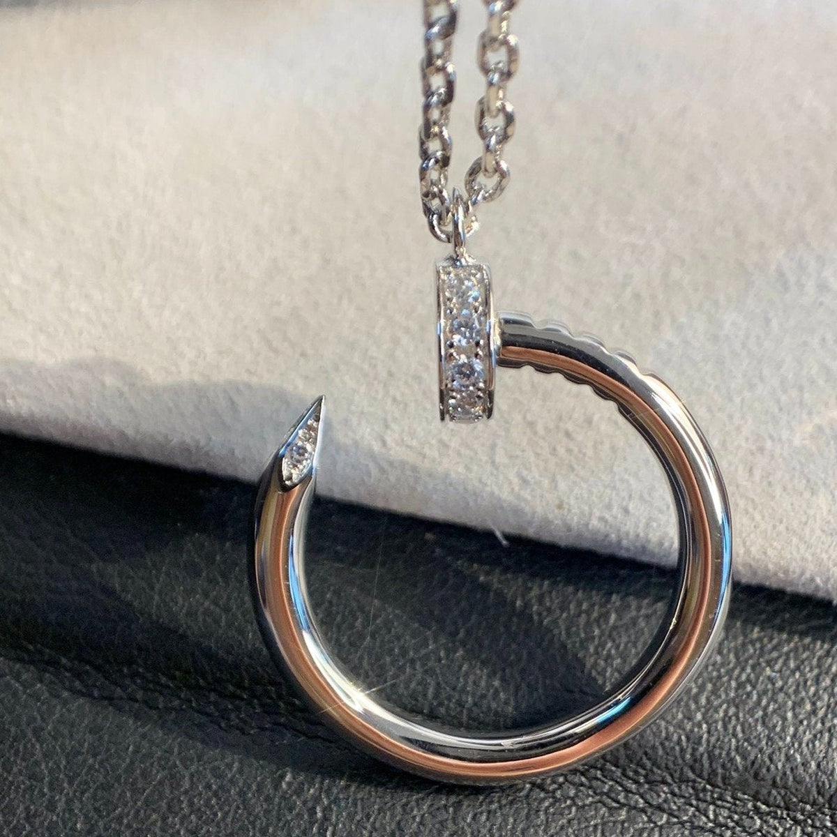 {
  "Elowen jewelsry": "Elowen ジュエリー",
  "JUSTE NECKLACE SILVER": "JUSTE ネックレス シルバー"
}