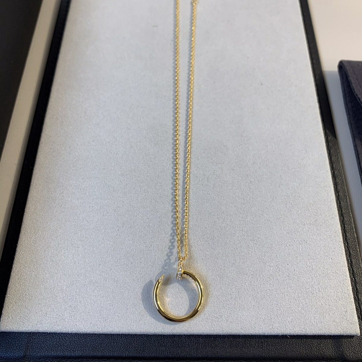{
  "Elowen jewelsry": "Elowen ジュエリー",
  "JUSTE NECKLACE GOLD": "JUSTE ネックレス ゴールド"
}