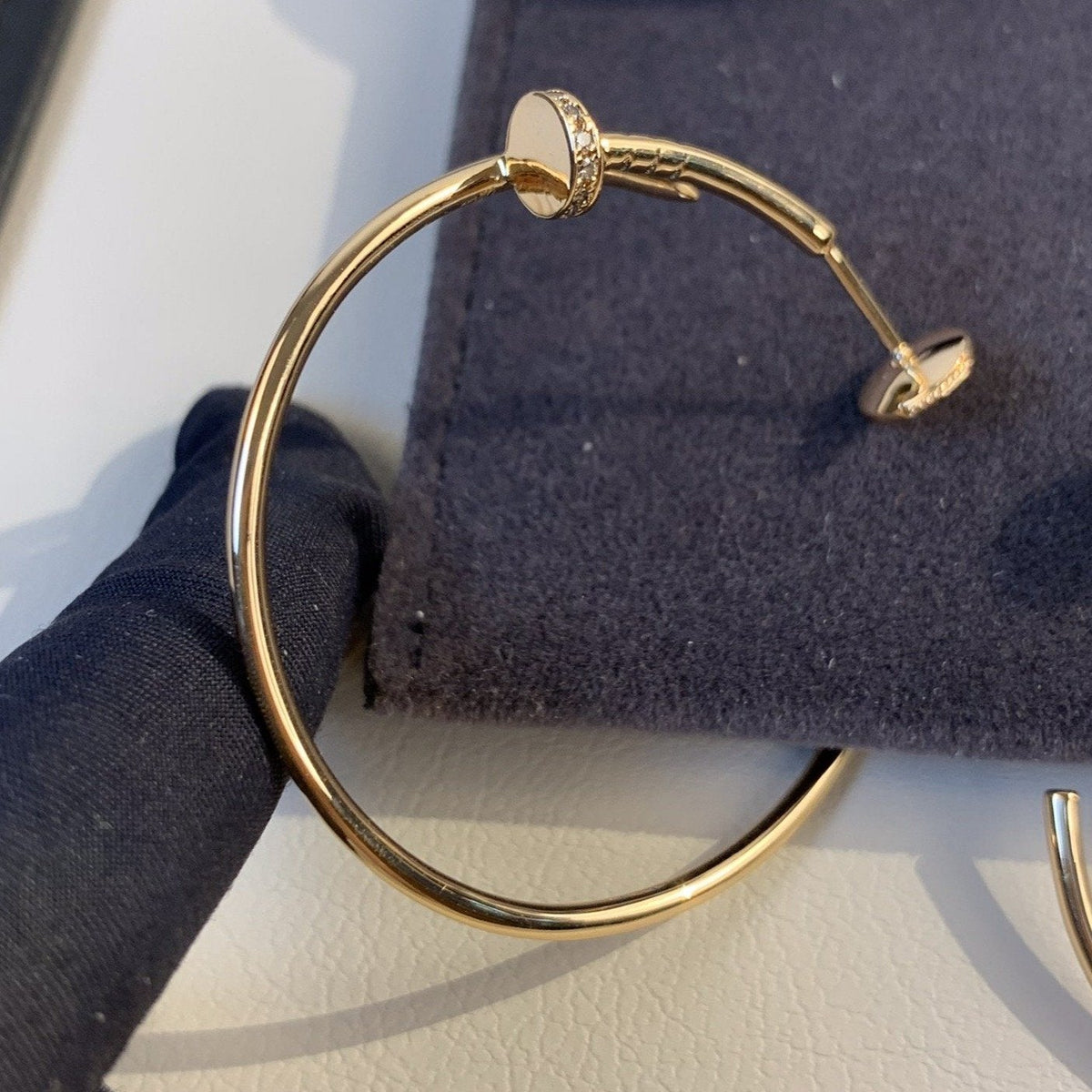 {
  "Elowen jewelsry": "Elowen ジュエリー",
  "JUSTE EARRINGS GOLD DIAMONDS 1.8MM": "JUSTE イヤリング ゴールド ダイヤモンド 1.8mm"
}