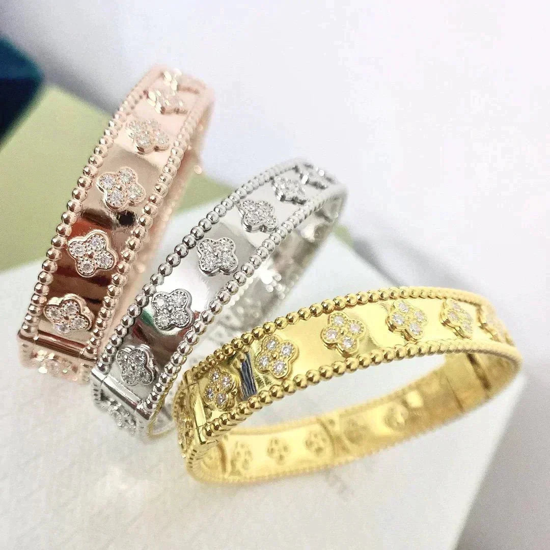 [Elowen jewelsry ]CLOVER BRACELET 8MM DIAMONDS