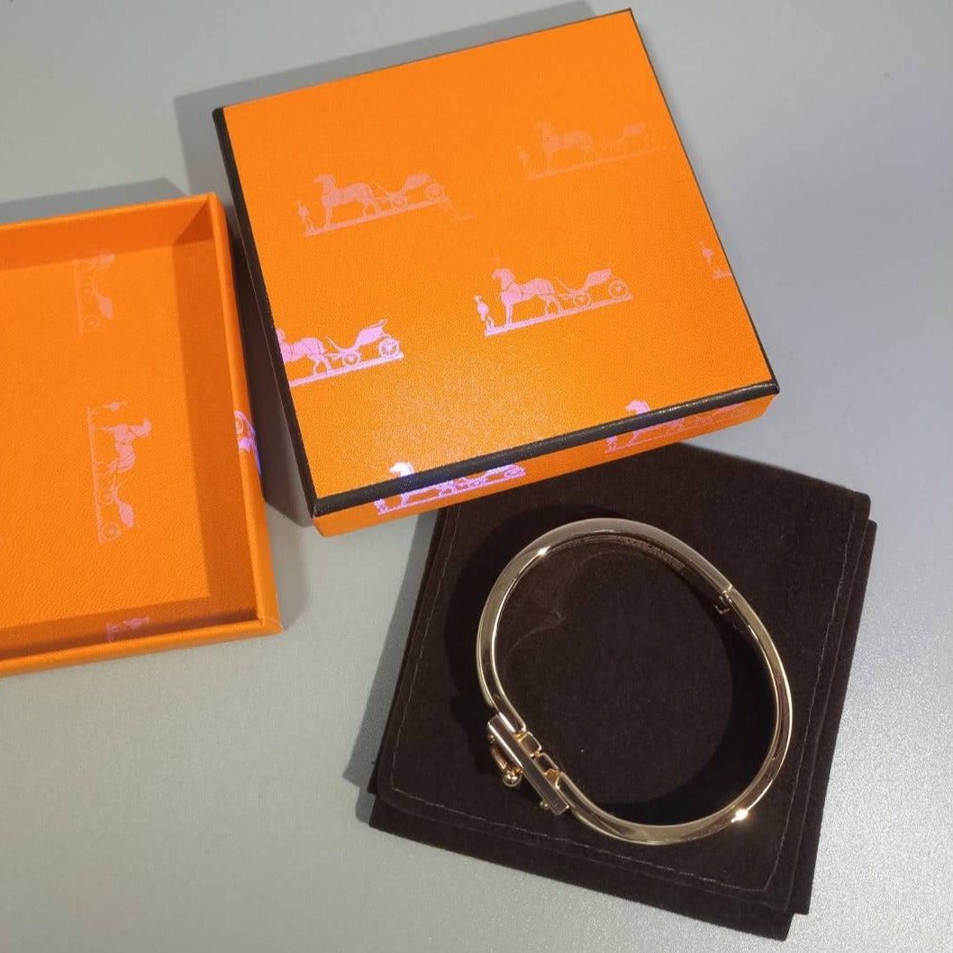 [Elowen jewelsry ]H GREY BRACELET