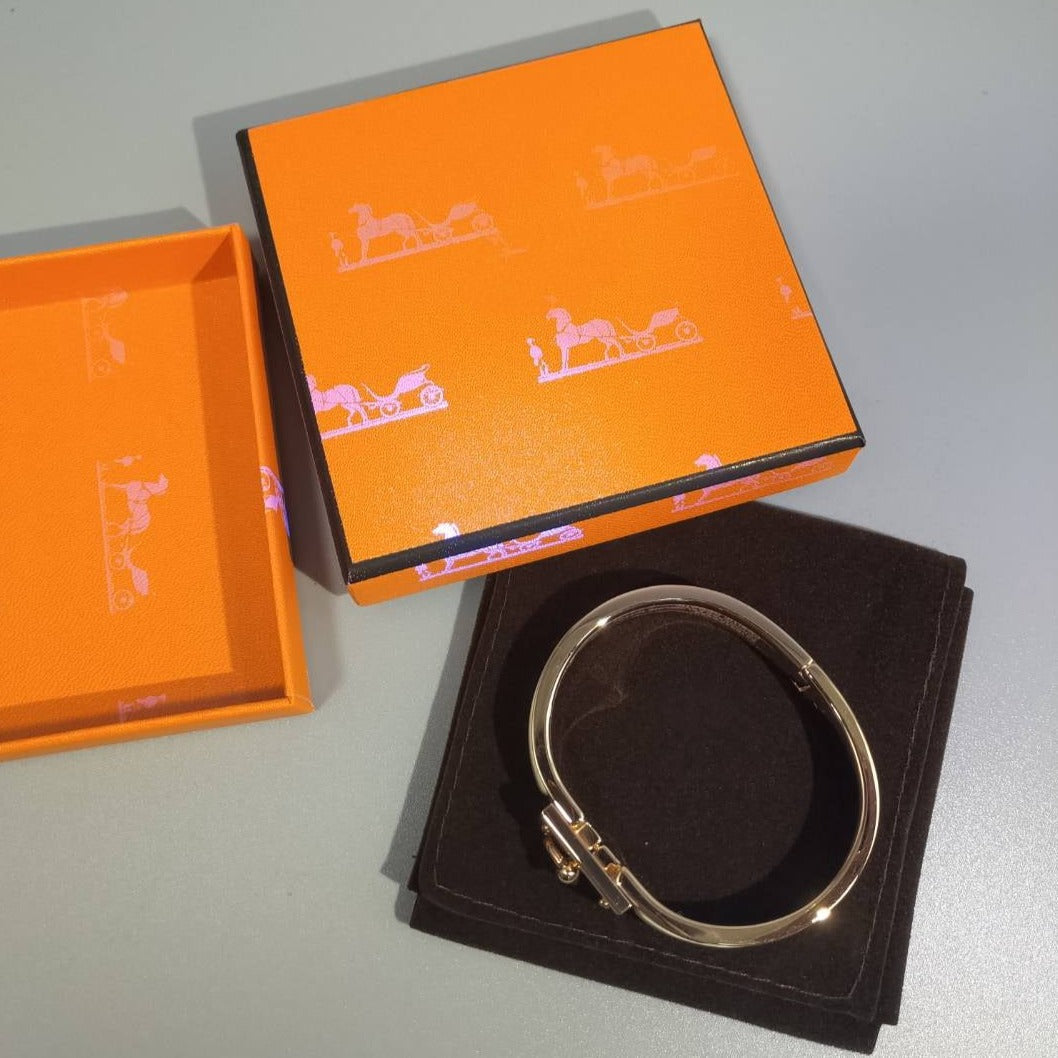 [Elowen jewelsry ]H ROUGE BRACELET