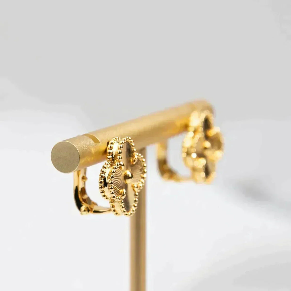 [Elowen jewelry] クローバー ミディアム 1モチーフ レーザーピアス