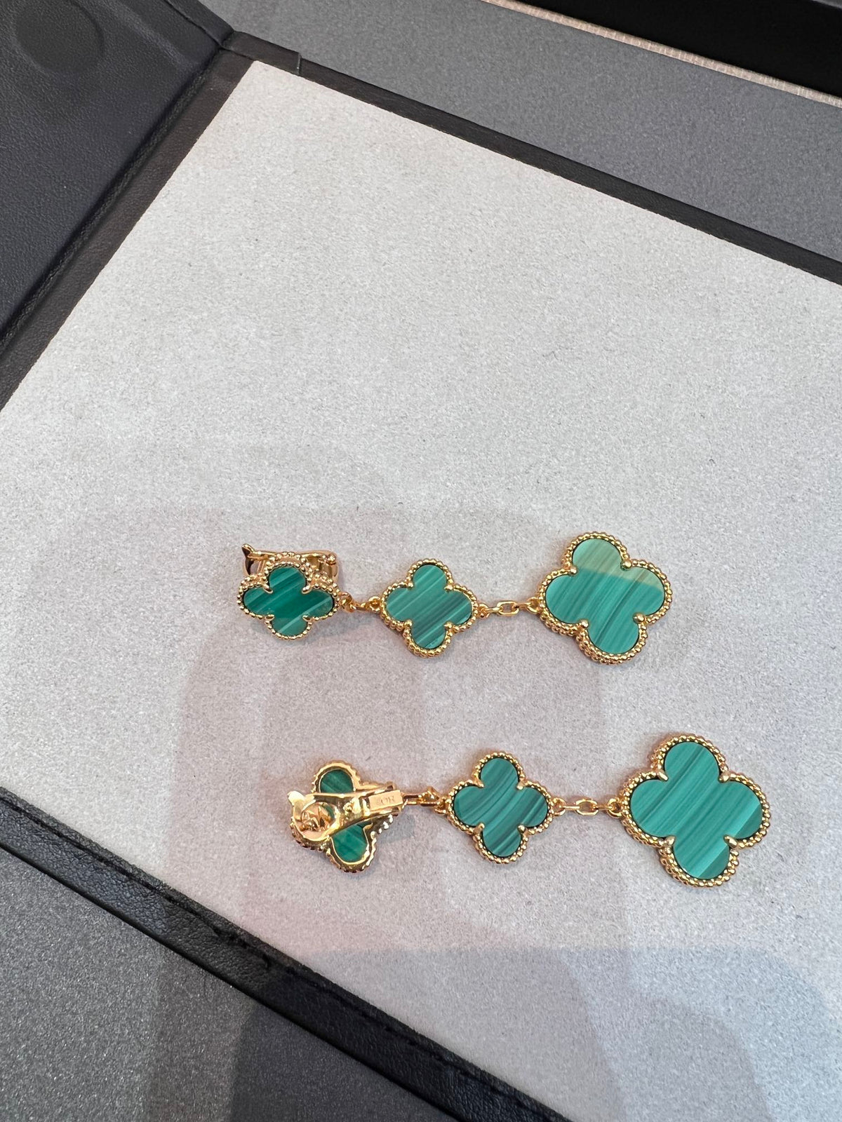 [Elowen Schmuck] KLEEBLATT MALACHIT 3 MOTIVE GOLD