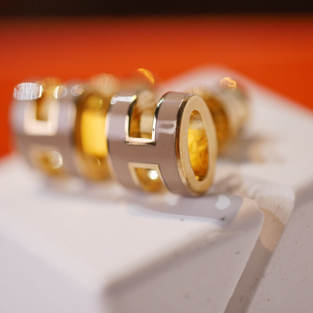 [Elowen Schmuck] MINI POP H OHRRINGE GRAU