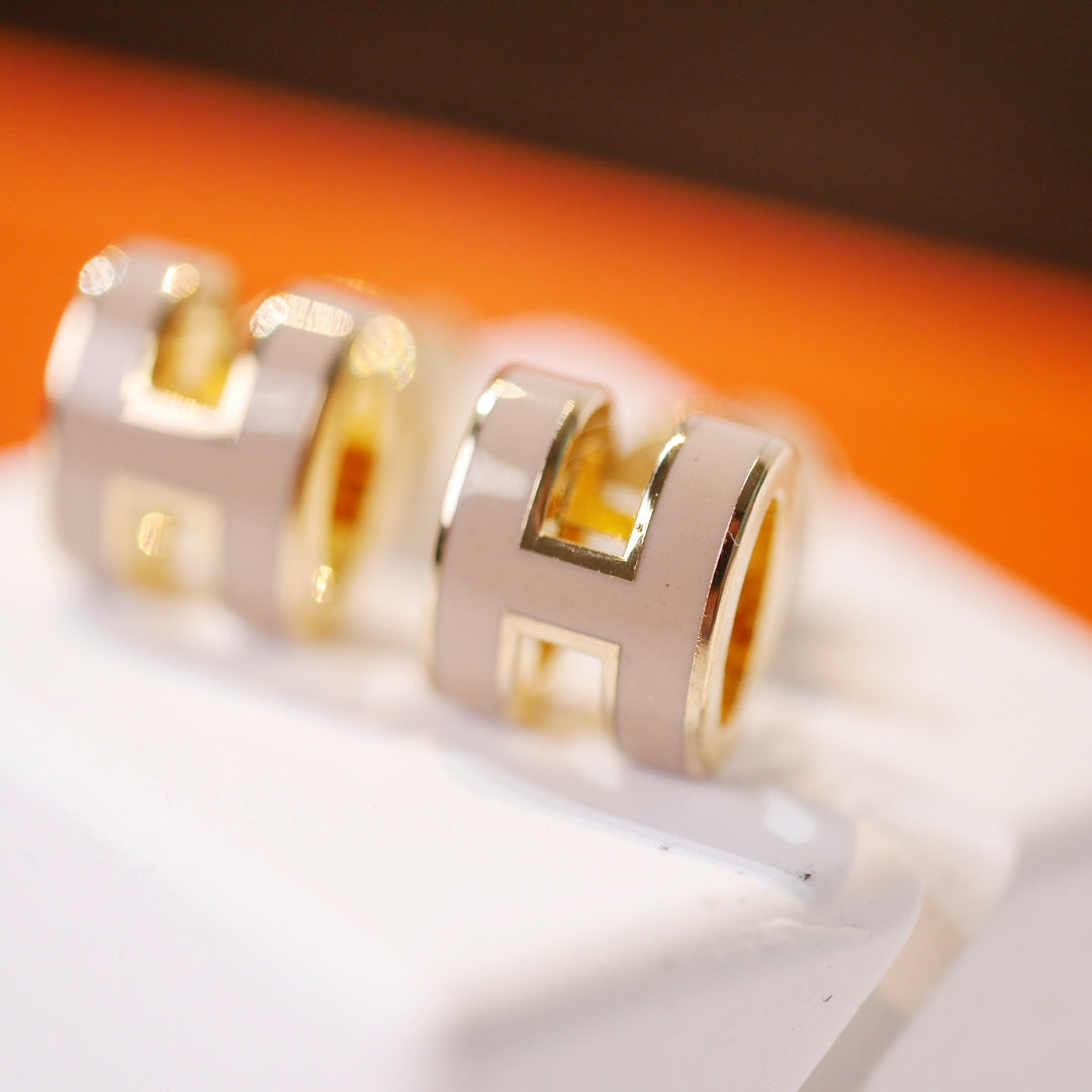[Elowen Schmuck] MINI POP H OHRRINGE GRAU