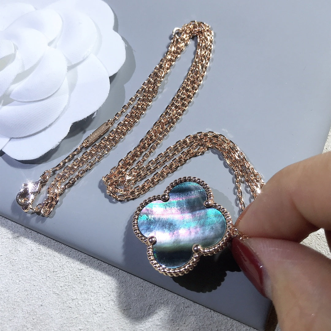 [Elowen jewelsry ]CLOVER 25MM GOLD DARK MOP BIG CLOVER NECKLACE