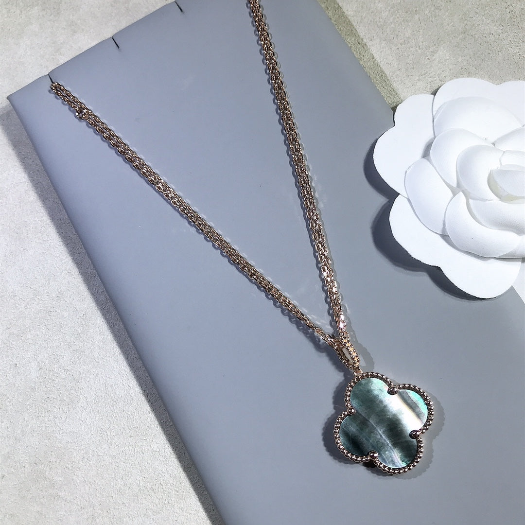 [Elowen jewelsry ]CLOVER 25MM GOLD DARK MOP BIG CLOVER NECKLACE