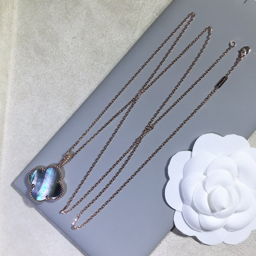 [Elowen jewelsry ]CLOVER 25MM GOLD DARK MOP BIG CLOVER NECKLACE