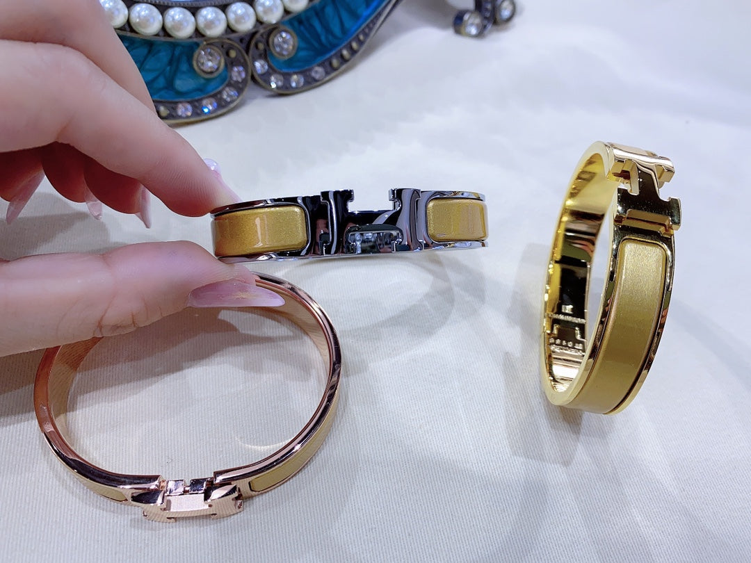 [Elowen jewelsry ]H CHAMPAGNE BRACELET