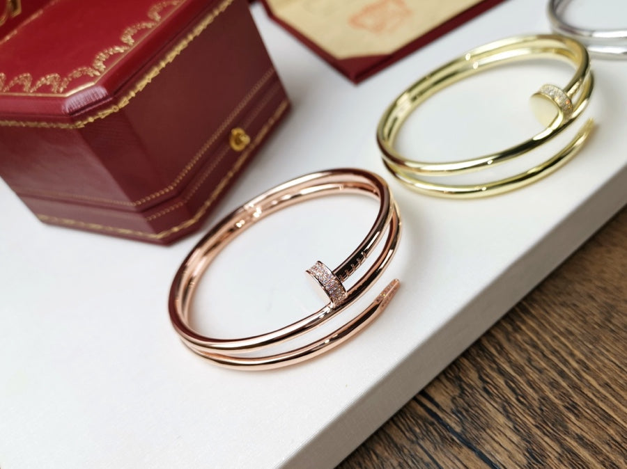 {"[Elowen jewelsry ]JUSTE BRACELET 3.5MM DOUBLE ROW DIAMOND": "[Elowen jewelry] JUSTE ブレスレット 3.5mm ダブルロウ ダイヤモンド"}