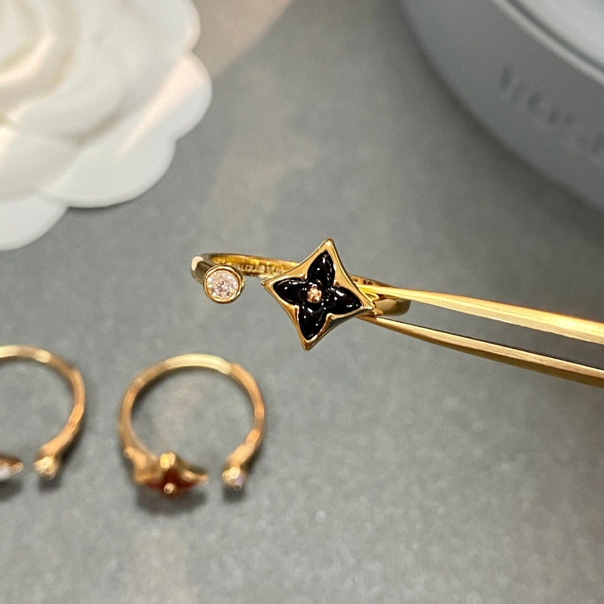 [Elowen jewelsry ]スター 1 ダイヤモンド オープンリング