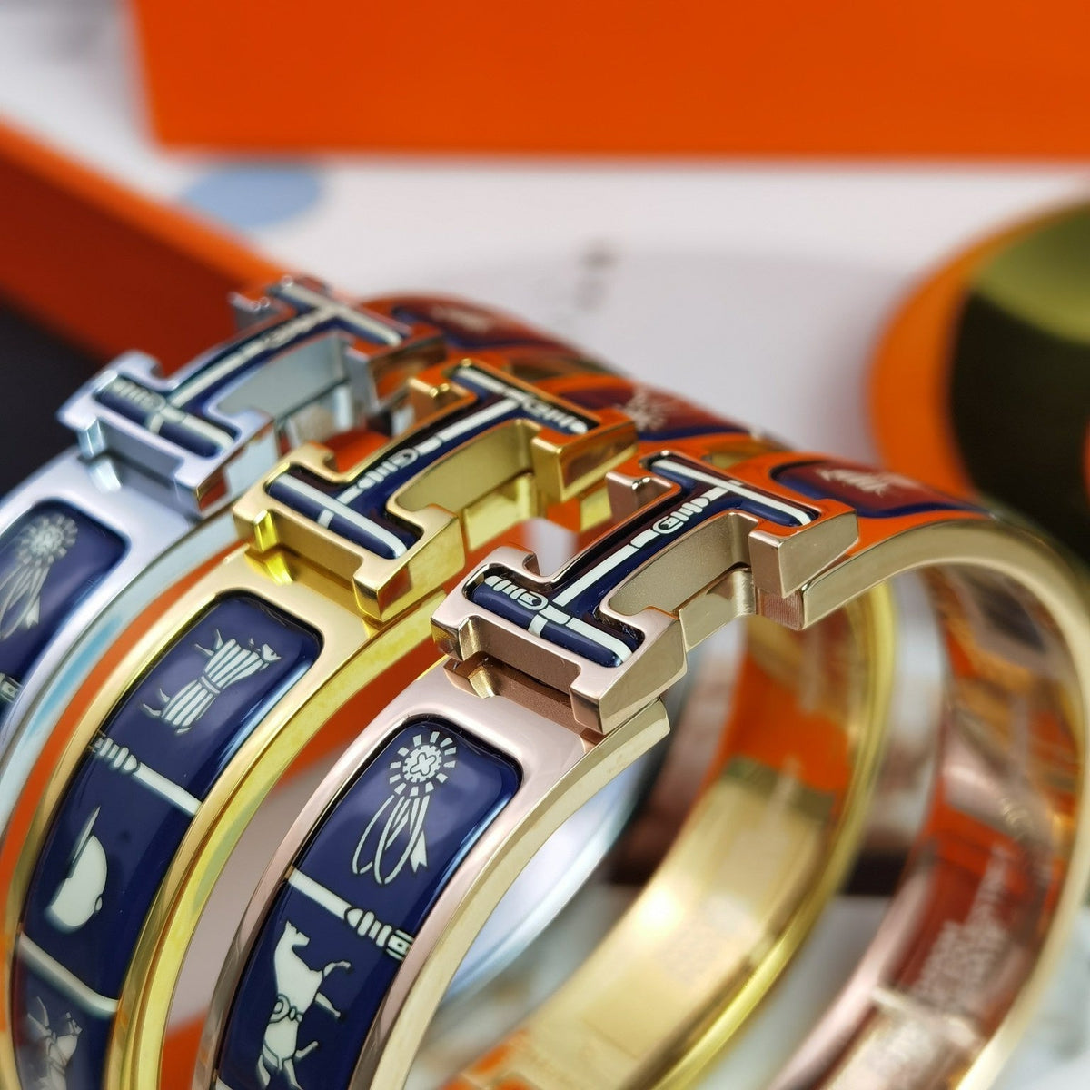 [Elowen Schmuck] H COUVERTURES DUNKELBLAUER ARMBAND
