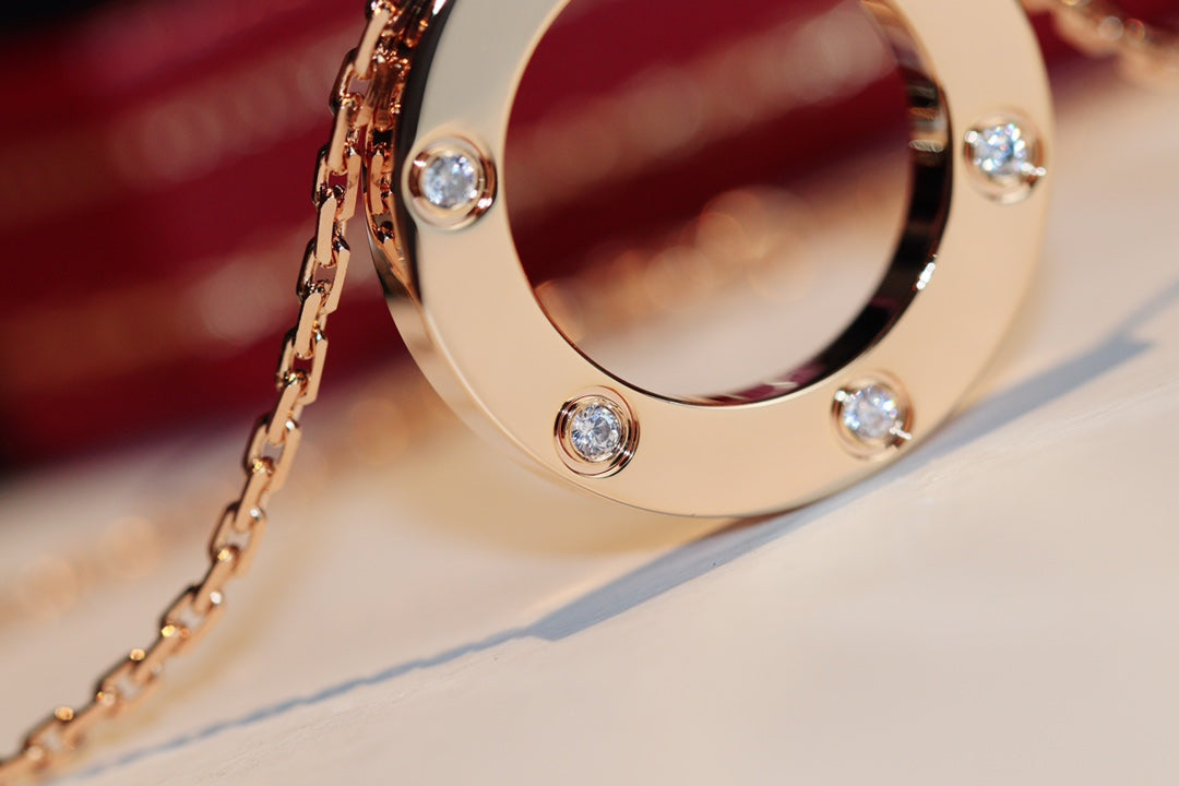 {
"Elowen jewelsry ": "Elowen Schmuck ",
"LOVE NECKLACE 16MM 6 DIAMONDS PINK GOLD": "LOVE HALSKETTE 16MM 6 DIAMANTEN ROSÉGOLD"
}