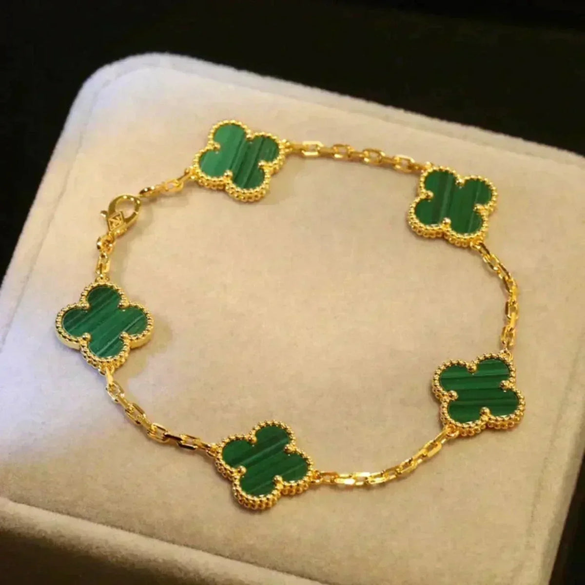 [Elowen Schmuck] CLOVER 5-MOTIV MALACHIT-ARMBAND KOLLEKTION