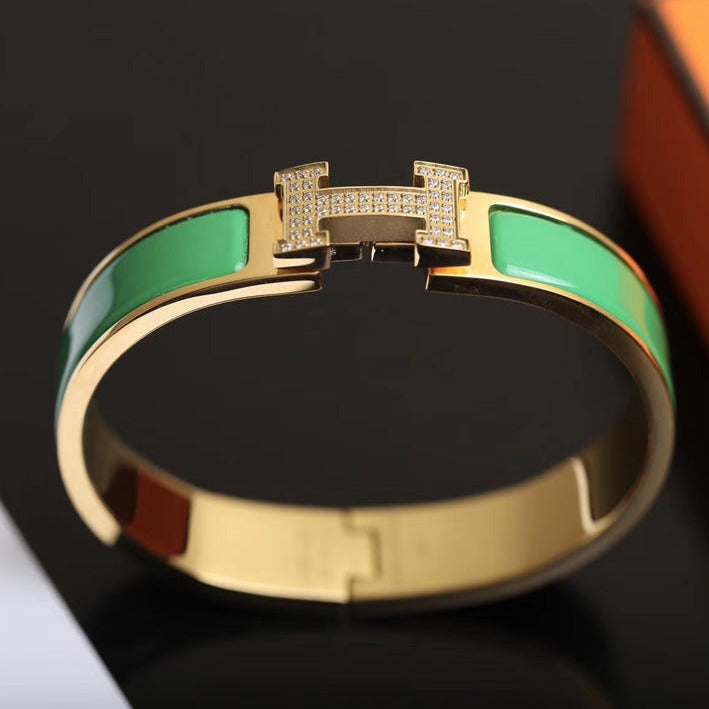{
  "Elowen jewelsry": "Elowen Schmuck",
  "H BRACELET GOLD DIAMOND": "H-ARMBAND GOLD DIAMANT"
}