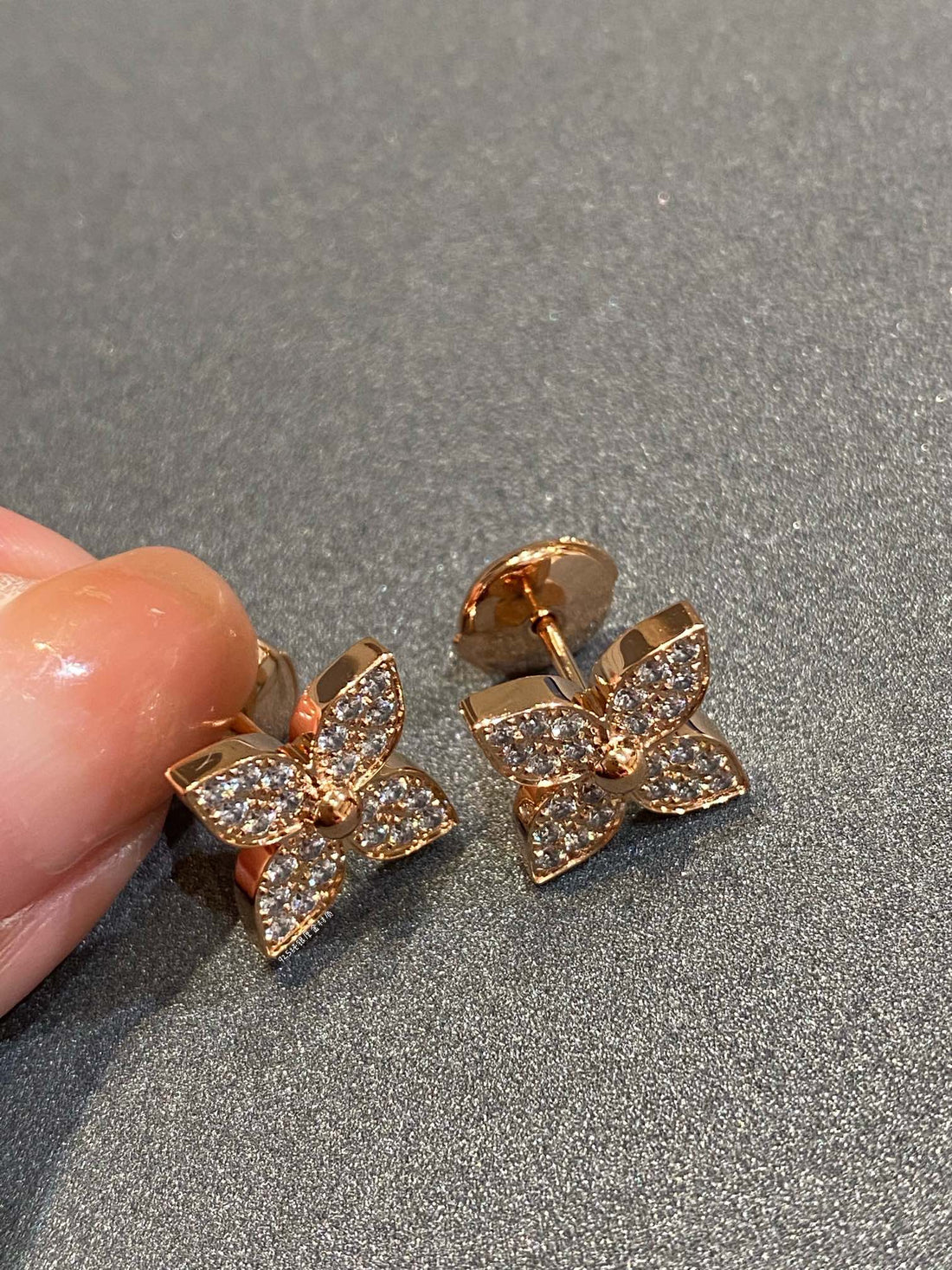 [Elowen jewelsry ]STAR DIAMOND EARRINGS