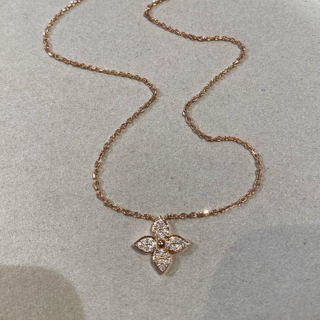 [Elowen jewelsry ]STAR DIAMOND NECKALCE