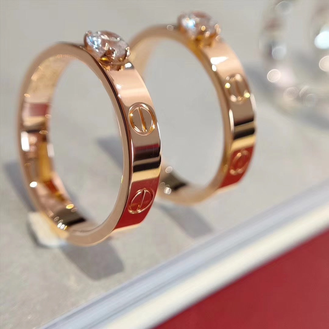 {
  "Elowen jewelsry": "Elowen Schmuck",
  "LOVE RING 3.6MM 1 BIG DIAMOND": "LOVE RING 3,6 MM 1 GROSSER DIAMANT"
}