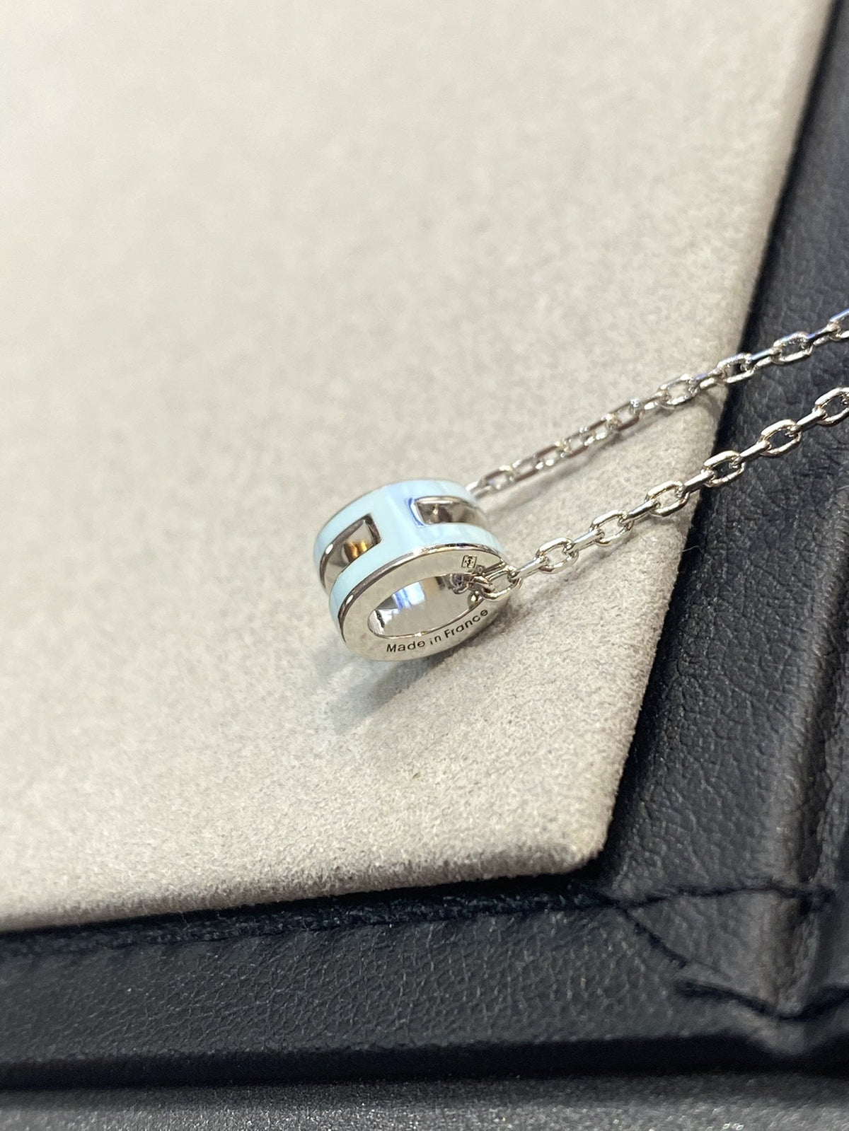[Elowen Schmuck] POP HELLBLAUE HALSKETTE