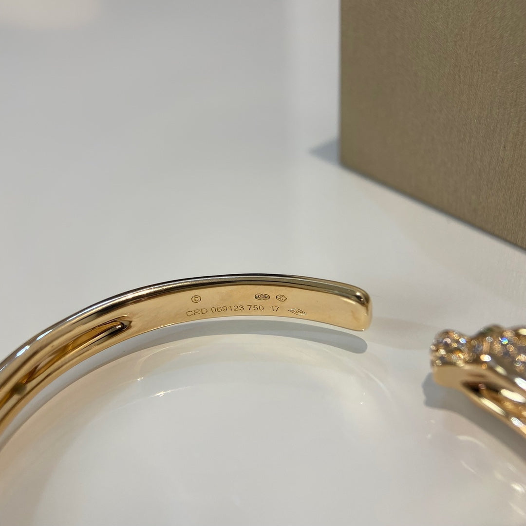 [Elowen jewelsry ]PANTHERE GOLD DIAMOND OPEN BRACELET