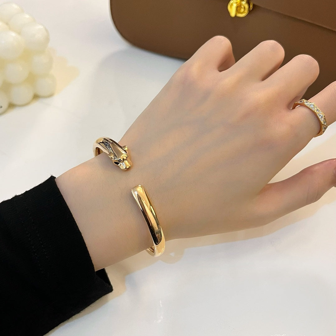 [Elowen jewelsry ]PANTHERE GOLD OPEN BRACELET