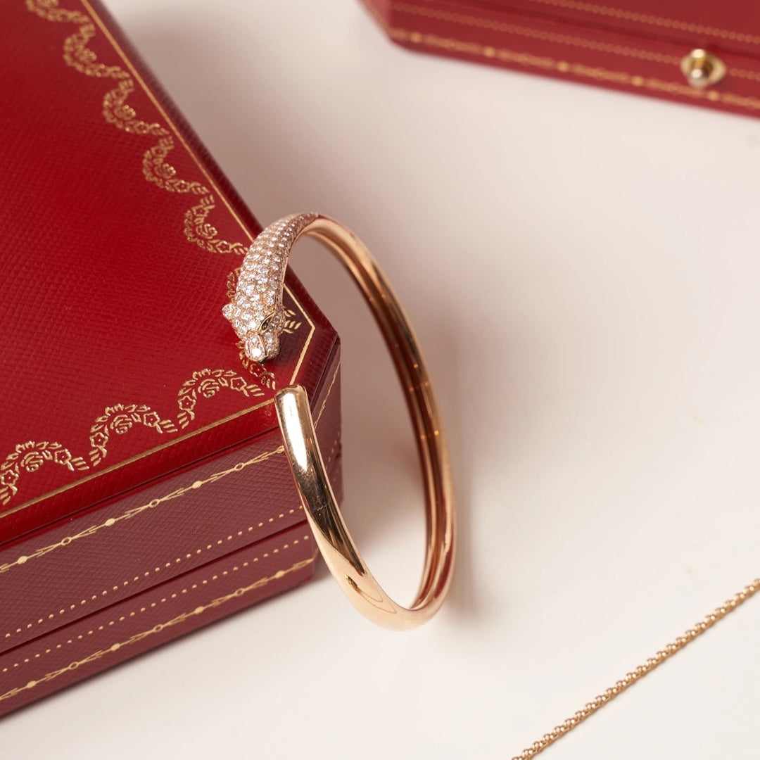 [Elowen jewelsry ]PANTHERE ROSE GOLD DIAMOND OPEN BRACELET