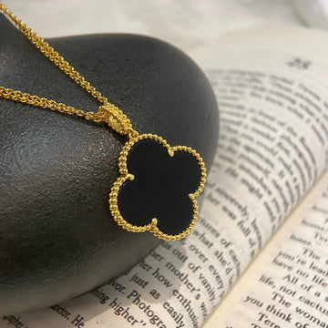 [Elowen Schmuck] CLOVER 25MM HALSKETTE GOLD ONYX