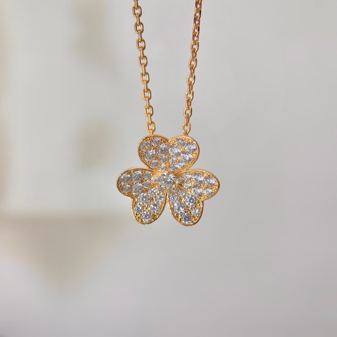 [Elowen Schmuck] BLUMEN-DIAMANTHALSKETTE