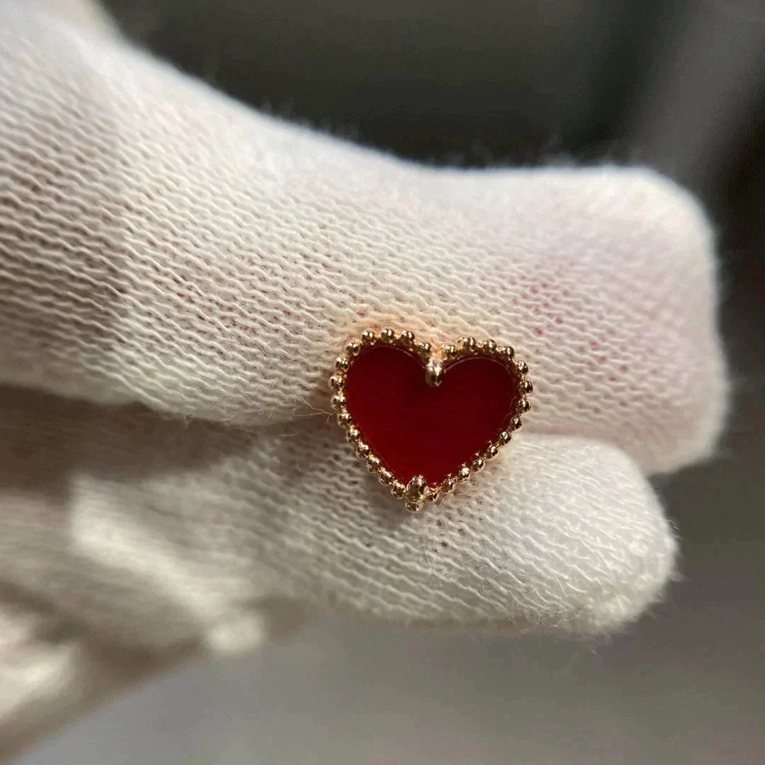 [Elowen jewelsry ]HEART CARNELIAN STUD EARRINGS