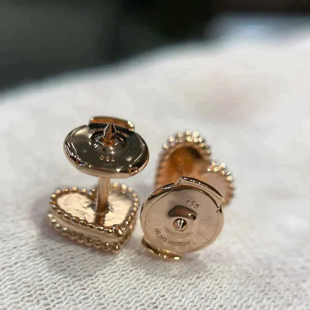 [Elowen jewelsry ]HEART CARNELIAN STUD EARRINGS