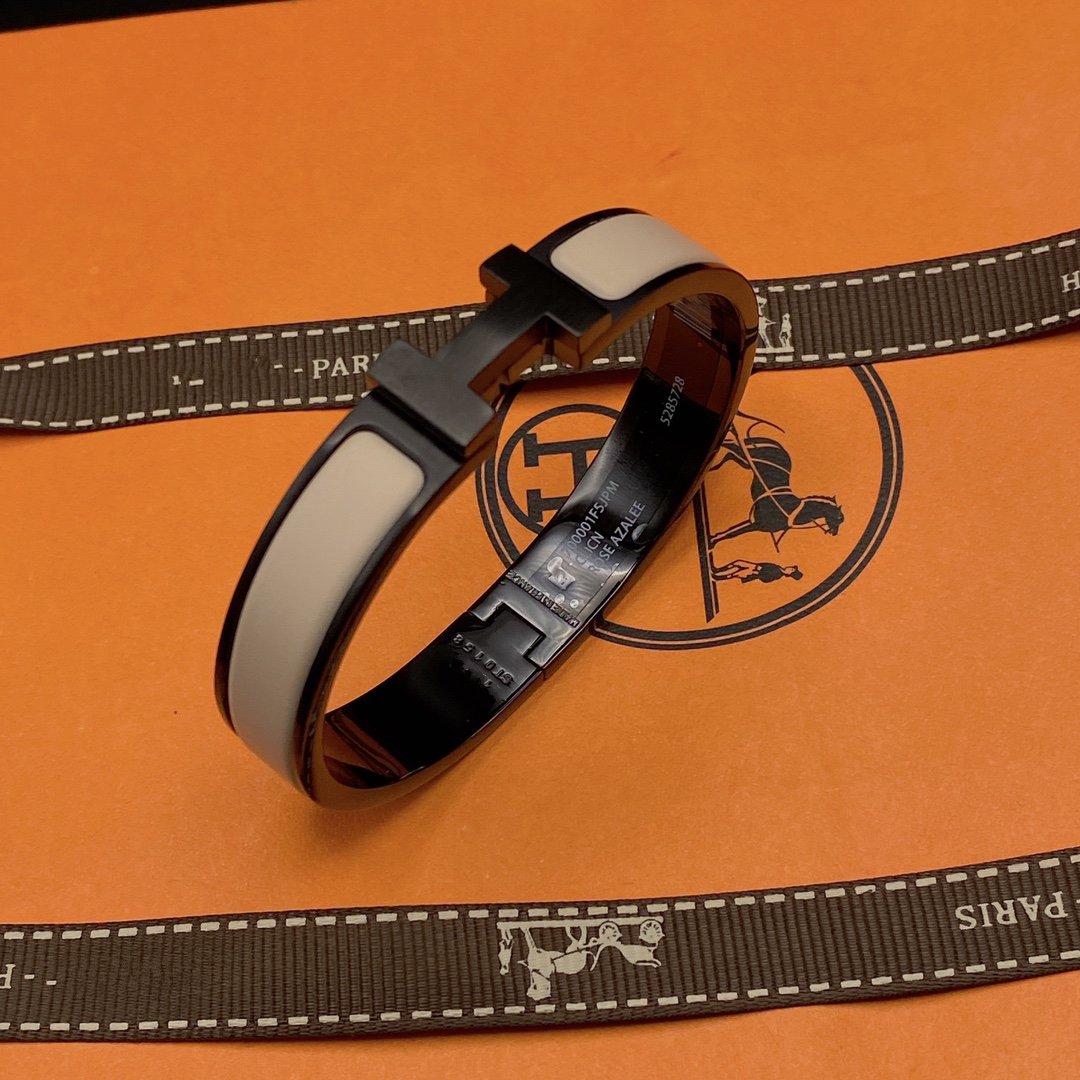 [Elowen jewelsry ]H ARMBAND 12MM SCHWARZ BEIGE KERAMIK