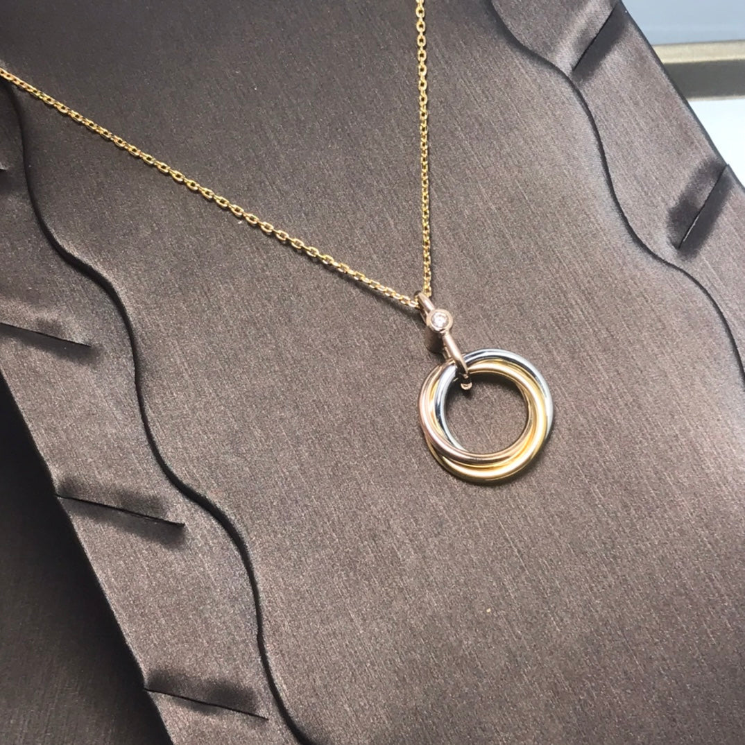 {
"Elowen jewelsry ": "エロウェン ジュエリー",
"TRINITY SILVER GOLD PINK GOLD NECKLACE": "トリニティ シルバー ゴールド ピンクゴールド ネックレス"
}