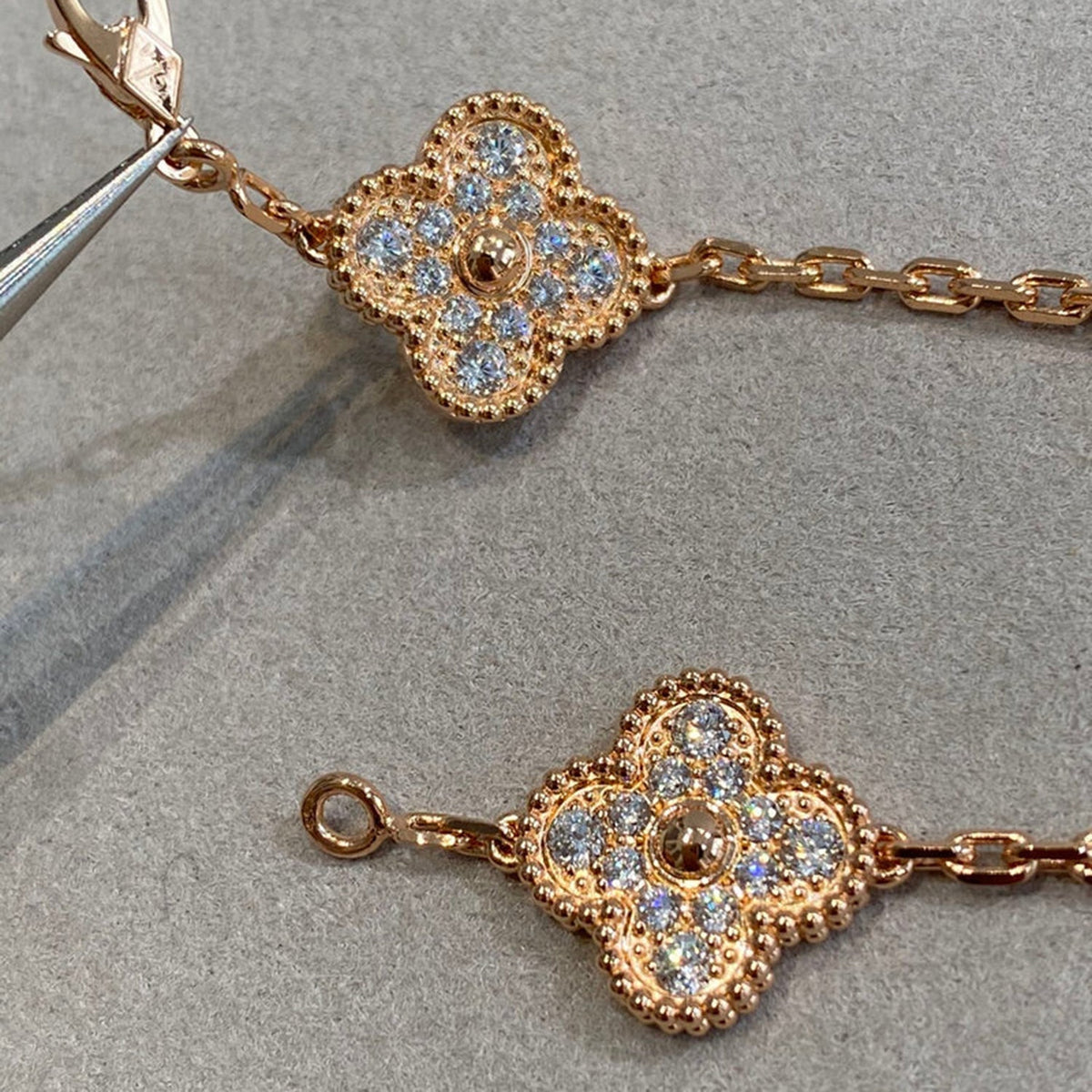 [Elowen jewelsry ] CLOVER 5 MOTIF FULL DIAMOND BRACELET COLLECTION