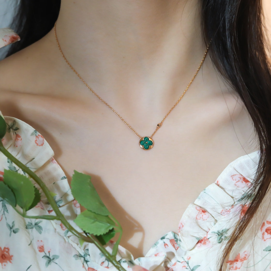 [Elowen jewelsry ]SUN PENDANT PINK GOLD 1 DIAMOND NECKLACE