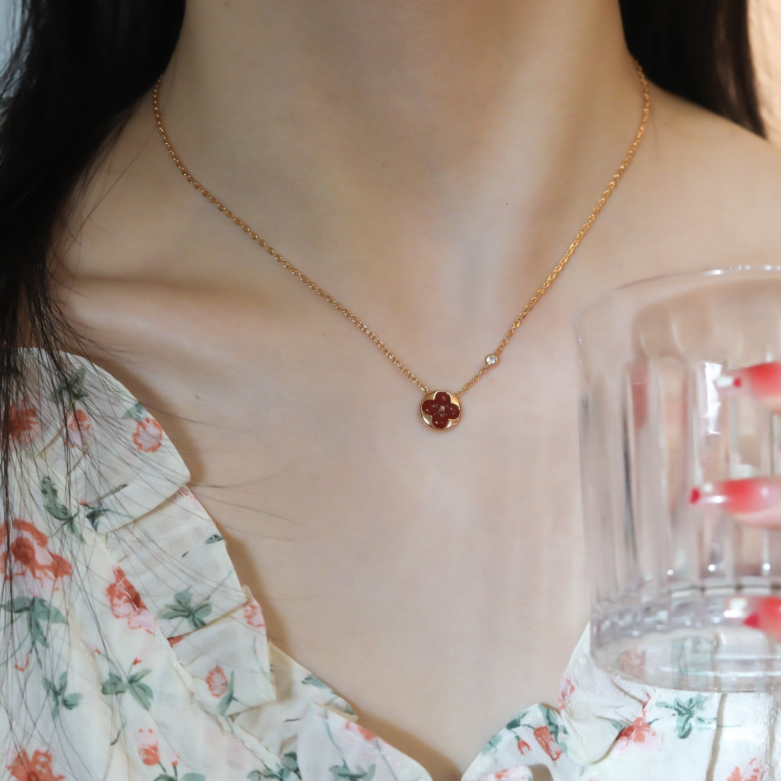 [Elowen jewelsry ]SUN PENDANT PINK GOLD 1 DIAMOND NECKLACE