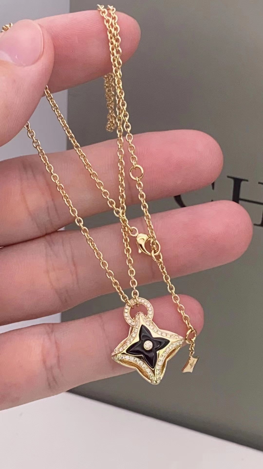 [Elowen Schmuck] STERN-ANHÄNGER ROSÉGOLD DIAMANT-HALSKETTE