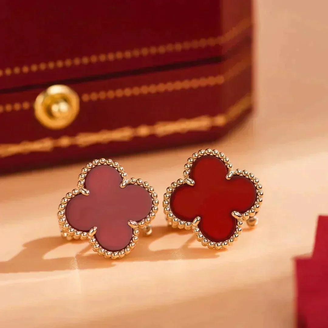 [Elowen jewelsry ]CLOVER MEDIUM 1 MOTIFS CARNELIAN  EARRINGS
