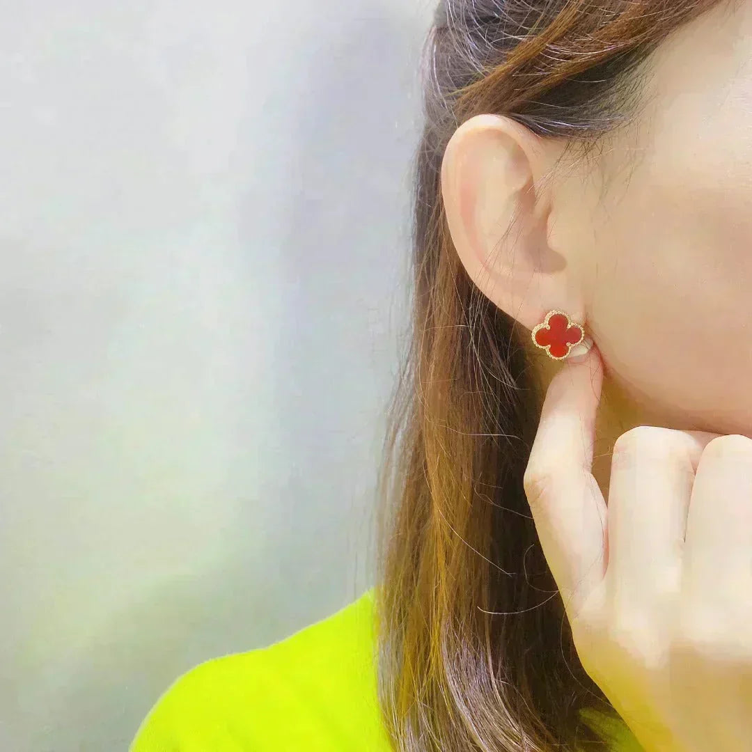 [Elowen jewelsry ]CLOVER MEDIUM 1 MOTIFS CARNELIAN  EARRINGS
