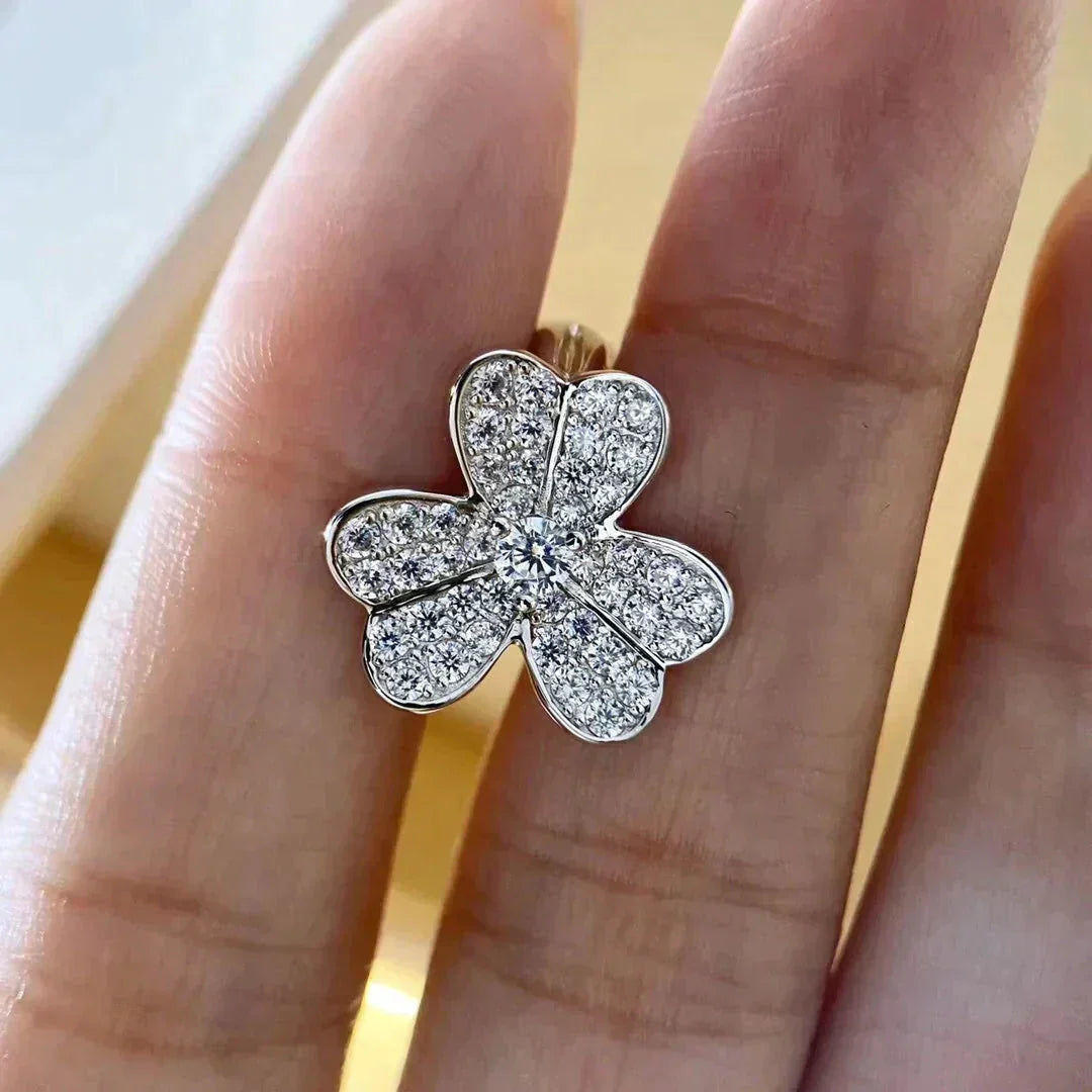 [Elowen jewelsry ]CLOVER COMOS DIAMOND EARRINGS SILVER