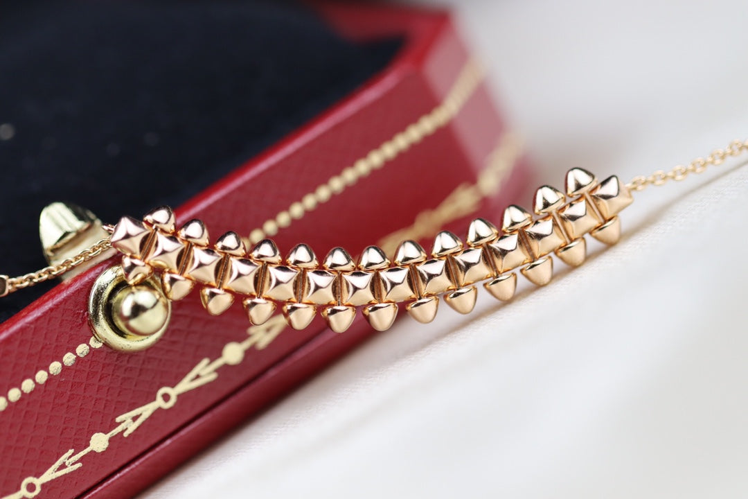 {
  "Elowen jewelsry": "Elowen ジュエリー",
  "CLASH PINK GOLD NECKLACE": "クラッシュ ピンクゴールド ネックレス"
}
