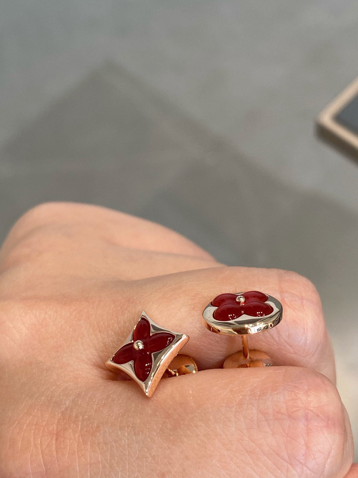 [Elowen jewelsry ]スター＆サン ピンクゴールド カーネリアン スタッドピアス