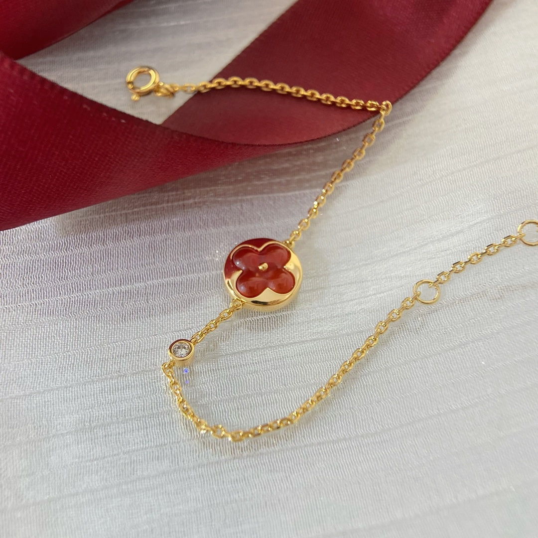 {
  "Elowen jewelsry": "Elowen Schmuck",
  "SUN PEDANT CARNELIAN BRACELET": "SONNEN-ANHÄNGER KARNEOL-ARMBAND"
}