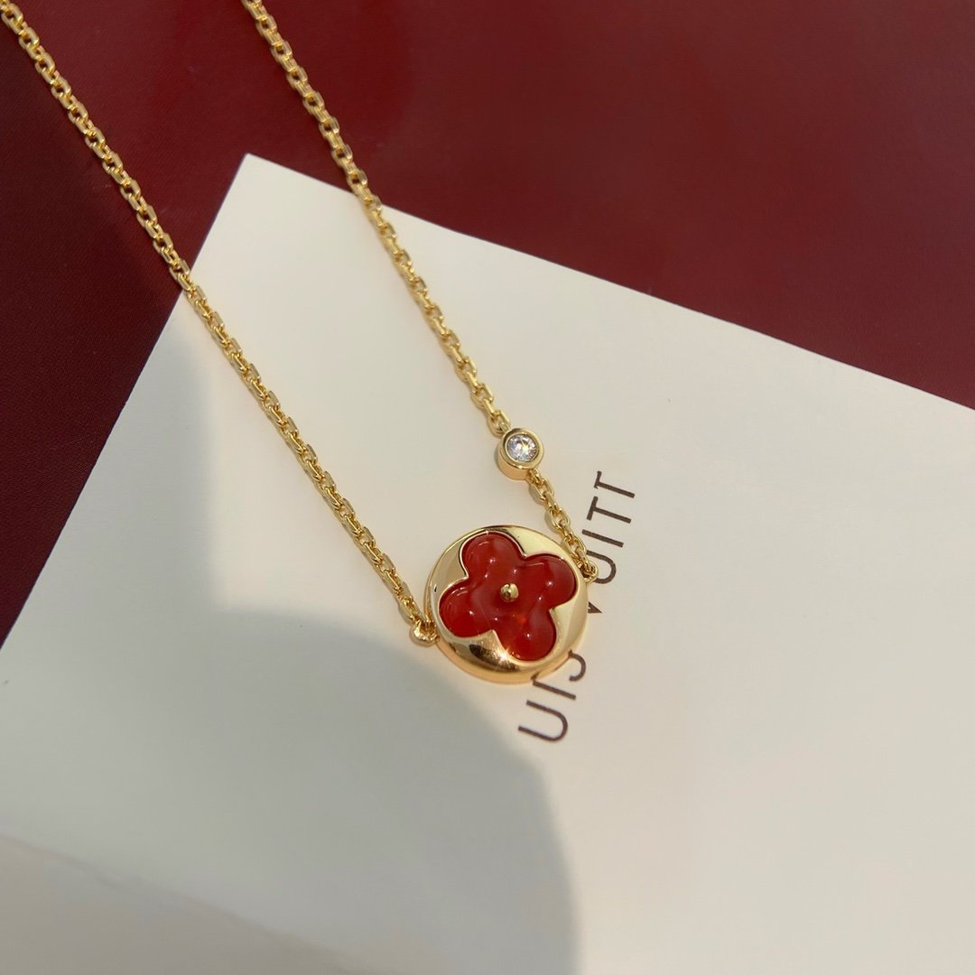 {
  "Elowen jewelsry": "Elowen Schmuck",
  "SUN PEDANT CARNELIAN BRACELET": "SONNEN-ANHÄNGER KARNEOL-ARMBAND"
}