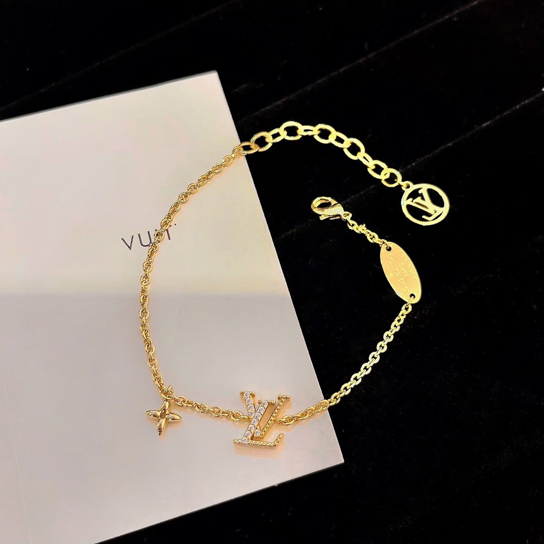 [Elowen jewelsry ]GOLDARMBAND MIT STERNMOTIV