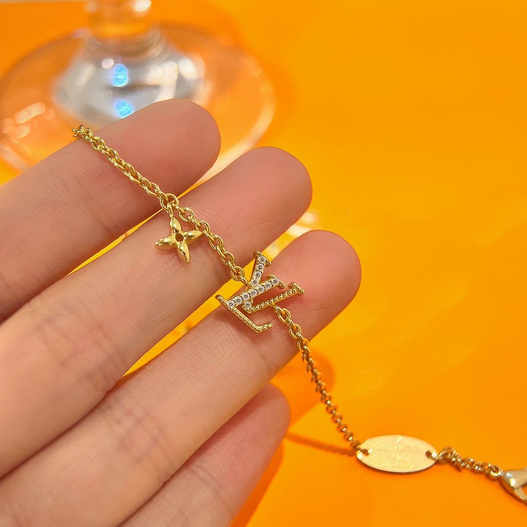 [Elowen jewelsry ]GOLDARMBAND MIT STERNMOTIV
